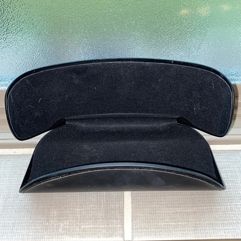 A/X glasses case - Picture 2 of 3